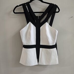BCBGMAXAZRIA XS Black & White Colorblock Zip Front Harness Top Business Office